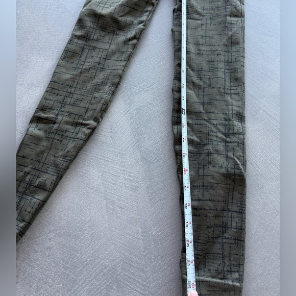 SPANX Look at Me Leggings SP - Picture 9 of 11